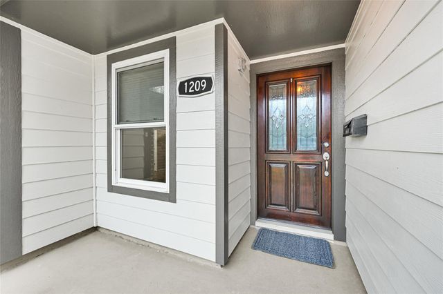 1209 E Lambuth Lane, Deer Park, TX 77536