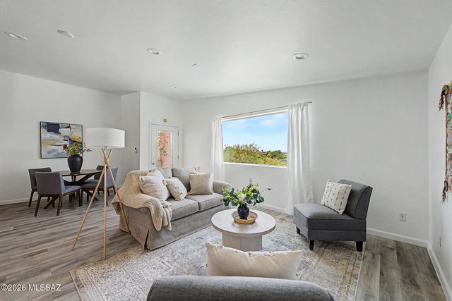 5965 N Placita Esquina, Tucson, AZ 85718