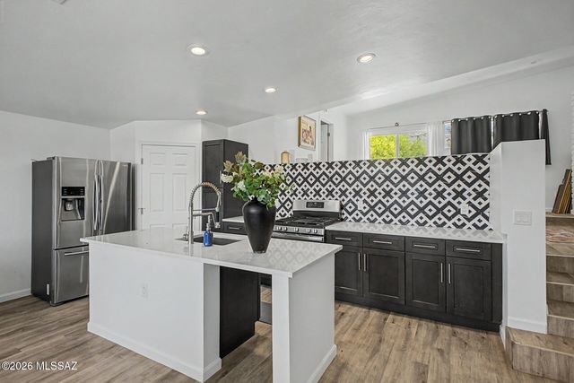 5965 N Placita Esquina, Tucson, AZ 85718