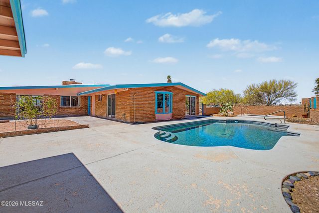 5965 N Placita Esquina, Tucson, AZ 85718