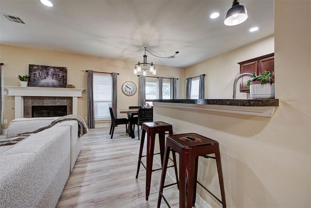 1808 NW 164th Circle, Edmond, OK 73013