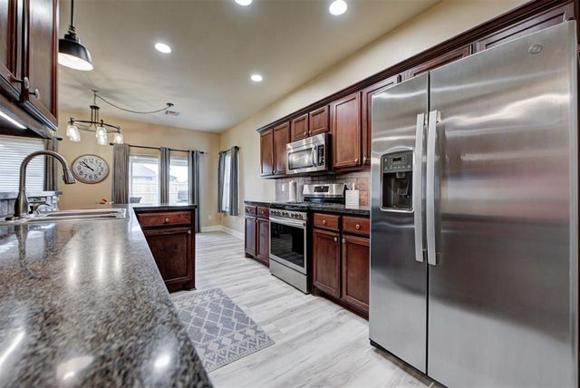 1808 NW 164th Circle, Edmond, OK 73013