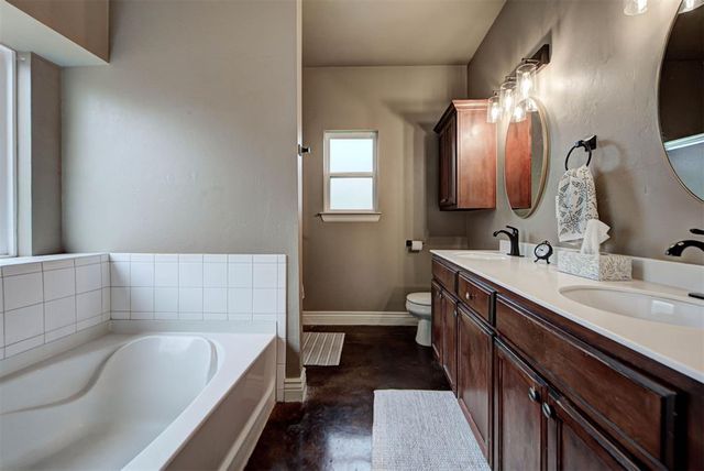 1808 NW 164th Circle, Edmond, OK 73013
