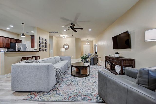 1808 NW 164th Circle, Edmond, OK 73013