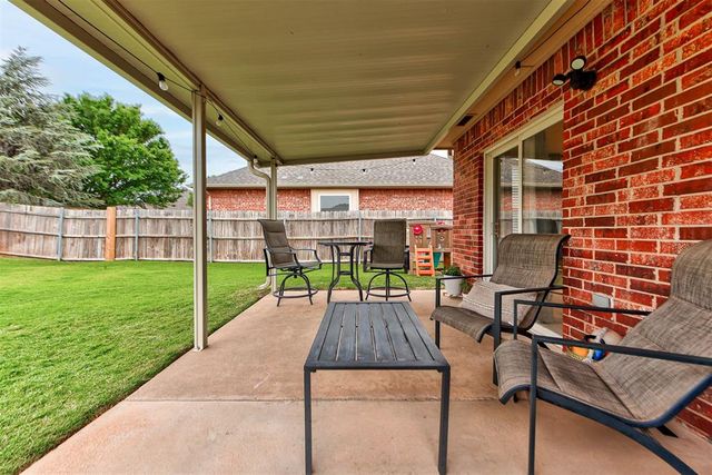 1808 NW 164th Circle, Edmond, OK 73013