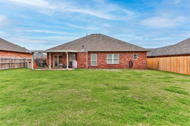 1808 NW 164th Circle, Edmond, OK 73013