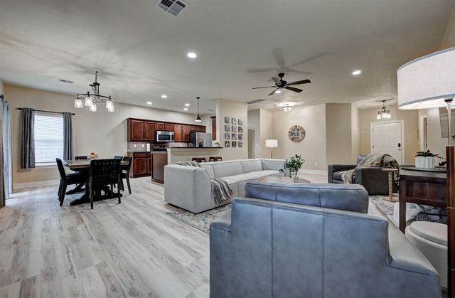 1808 NW 164th Circle, Edmond, OK 73013