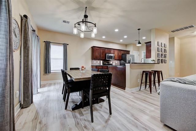 1808 NW 164th Circle, Edmond, OK 73013
