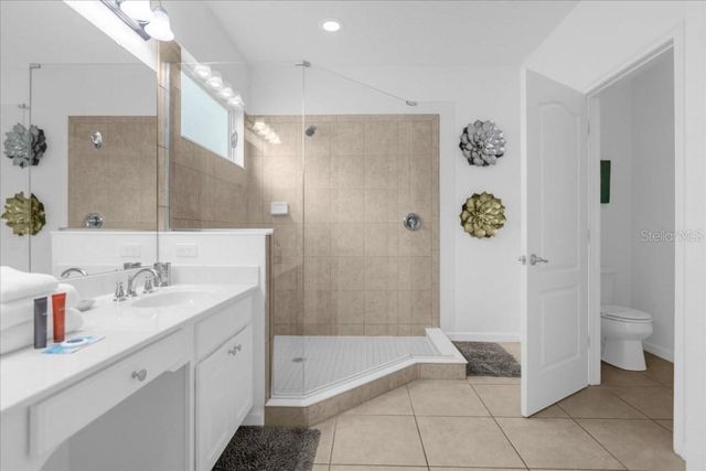 5220 OAKBOURNE AVENUE, Davenport, FL 33837