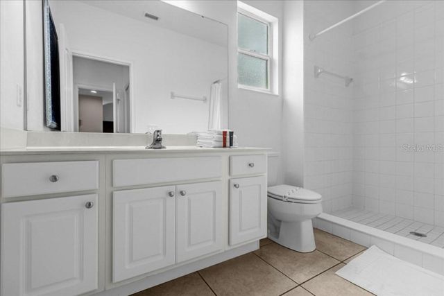 5220 OAKBOURNE AVENUE, Davenport, FL 33837