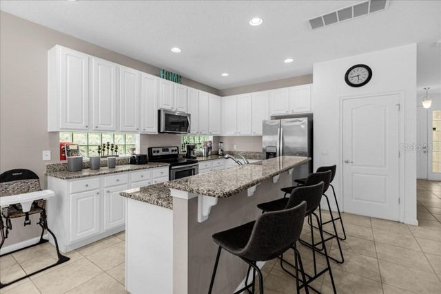 5220 OAKBOURNE AVENUE, Davenport, FL 33837