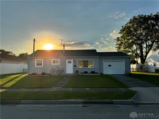 43 Lindway Drive, Fairborn, OH 45324