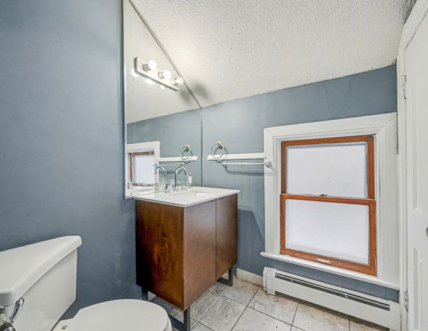 694 Wilson Avenue, Saint Paul, MN 55106