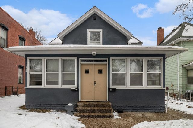 694 Wilson Avenue, Saint Paul, MN 55106