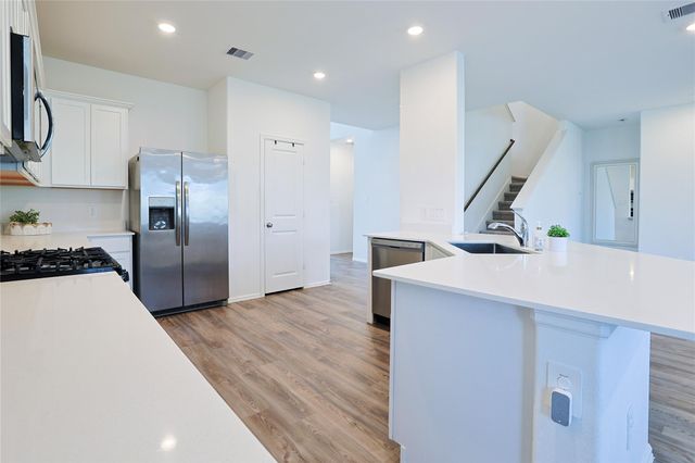 202 Augustine Way, Magnolia, TX 77354