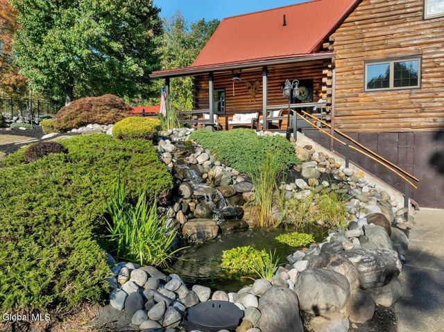 10 Springbrook Road, Brunswick, NY 12180