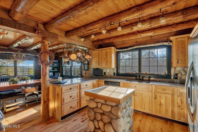 10 Springbrook Road, Brunswick, NY 12180