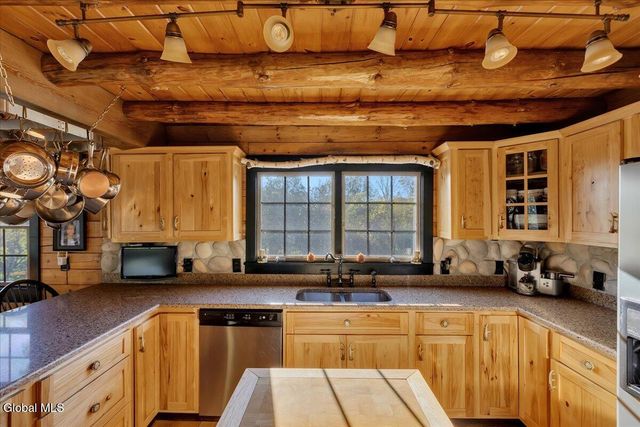 10 Springbrook Road, Brunswick, NY 12180