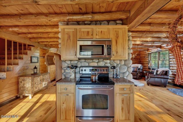 10 Springbrook Road, Brunswick, NY 12180