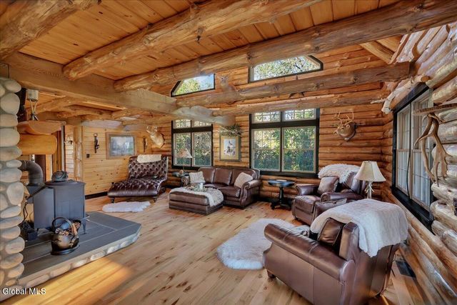 10 Springbrook Road, Brunswick, NY 12180