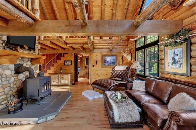 10 Springbrook Road, Brunswick, NY 12180