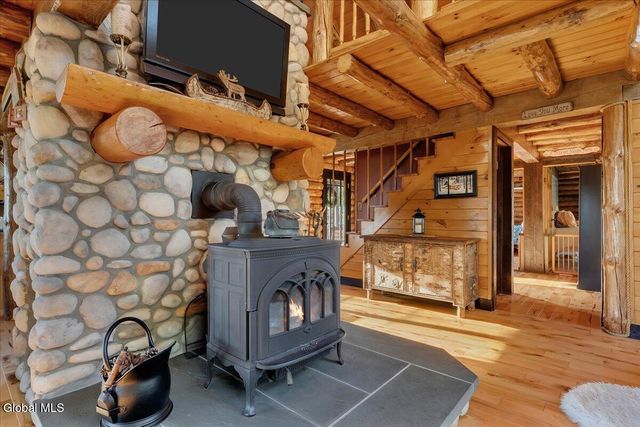 10 Springbrook Road, Brunswick, NY 12180