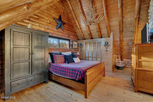 10 Springbrook Road, Brunswick, NY 12180