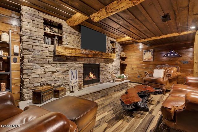 10 Springbrook Road, Brunswick, NY 12180