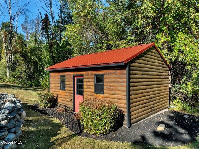 10 Springbrook Road, Brunswick, NY 12180