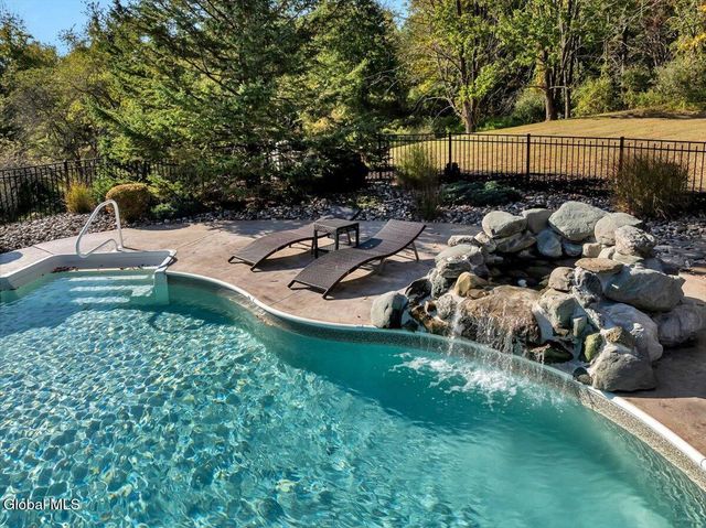 10 Springbrook Road, Brunswick, NY 12180