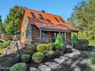 10 Springbrook Road, Brunswick, NY 12180