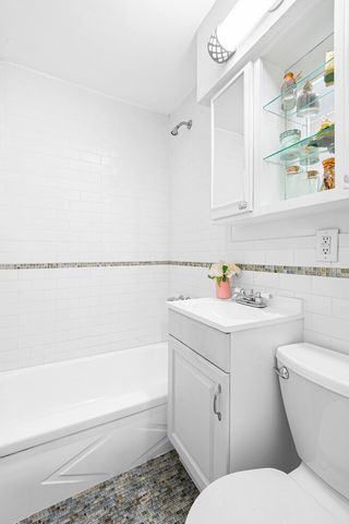 4 W 101st St Apt 7, New York City, NY 10025