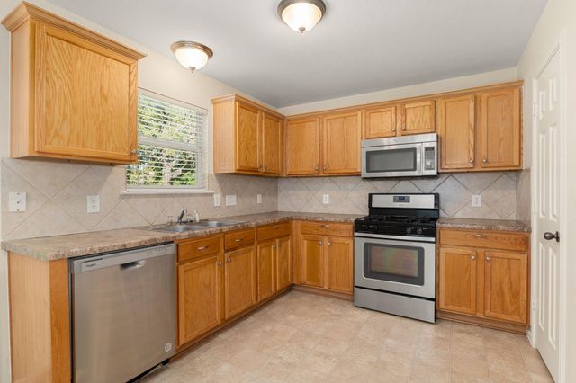 3638 Spring Canyon TRL, Round Rock, TX 78681
