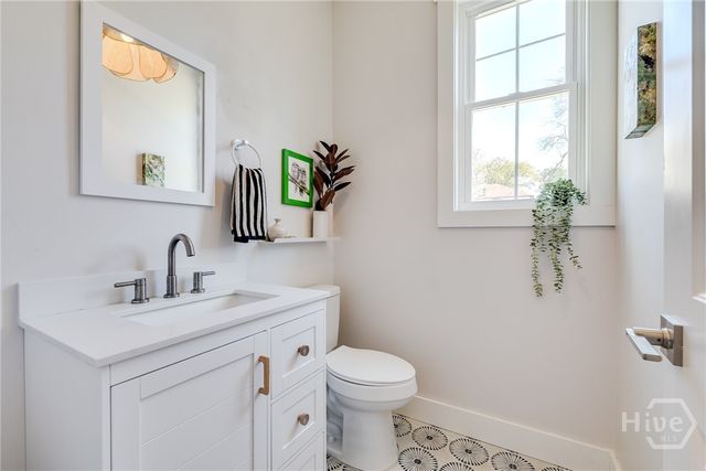 1135 E Park Avenue, Savannah, GA 31404