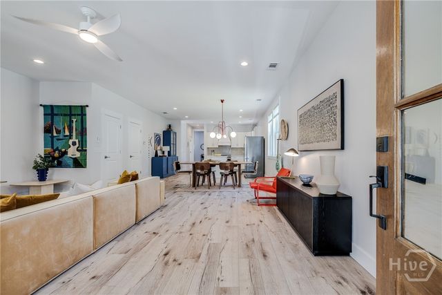 1135 E Park Avenue, Savannah, GA 31404