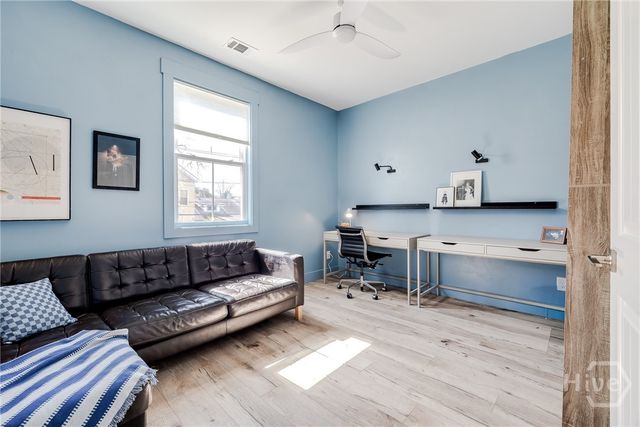 1135 E Park Avenue, Savannah, GA 31404