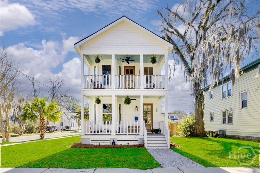1135 E Park Avenue, Savannah, GA 31404