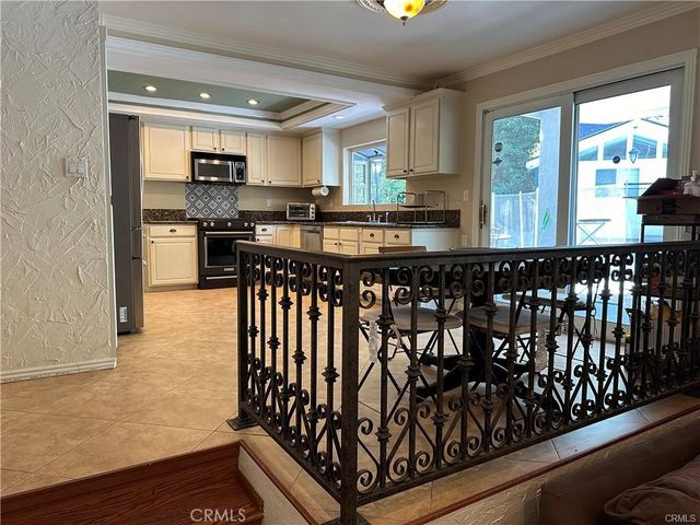 20308 Chapter, Woodland Hills, CA 91364