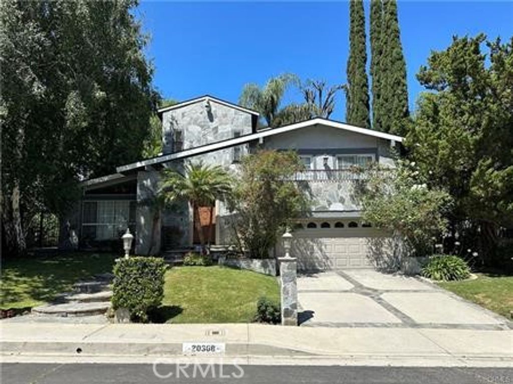 20308 Chapter, Woodland Hills, CA 91364
