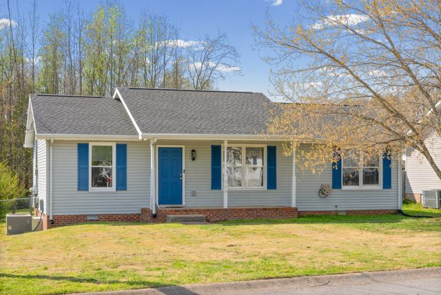 710 Donna Ct, Clarksville, TN 37042