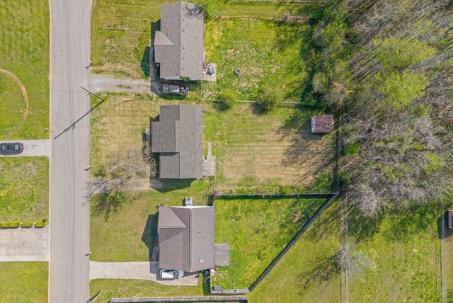 710 Donna Ct, Clarksville, TN 37042