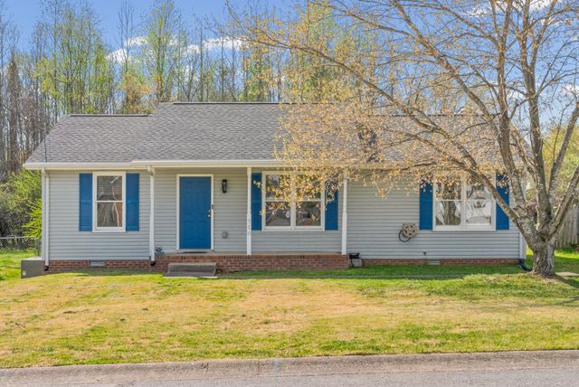 710 Donna Ct, Clarksville, TN 37042