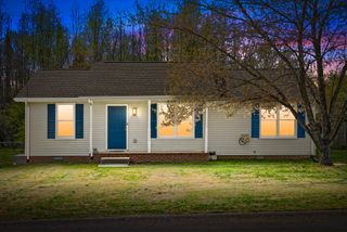 710 Donna Ct, Clarksville, TN 37042