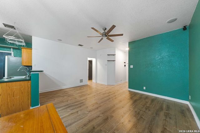 719 Eagle Trail, San Antonio, TX 78227