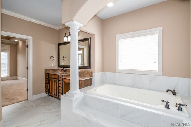 8513 Rockbridge Circle, Montgomery, AL 36116