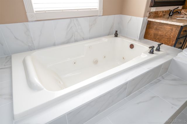 8513 Rockbridge Circle, Montgomery, AL 36116