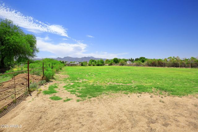 7320 N Citrus Road, Waddell, AZ 85355