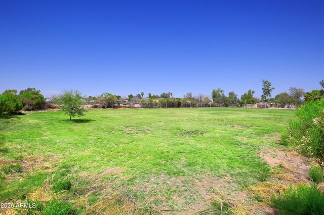 7320 N Citrus Road, Waddell, AZ 85355