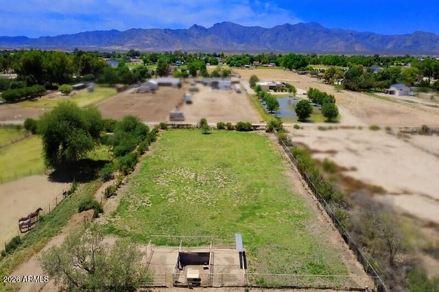 7320 N Citrus Road, Waddell, AZ 85355