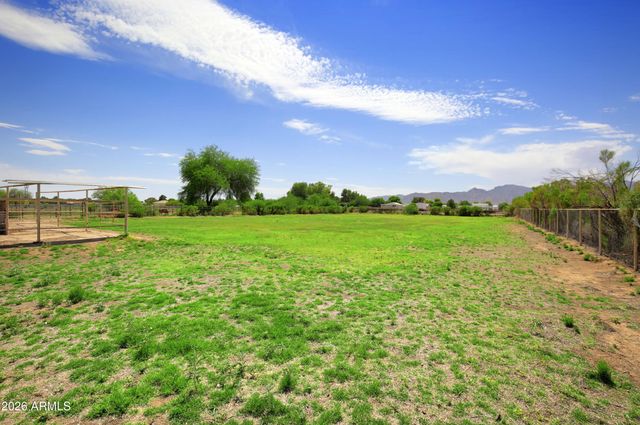 7320 N Citrus Road, Waddell, AZ 85355